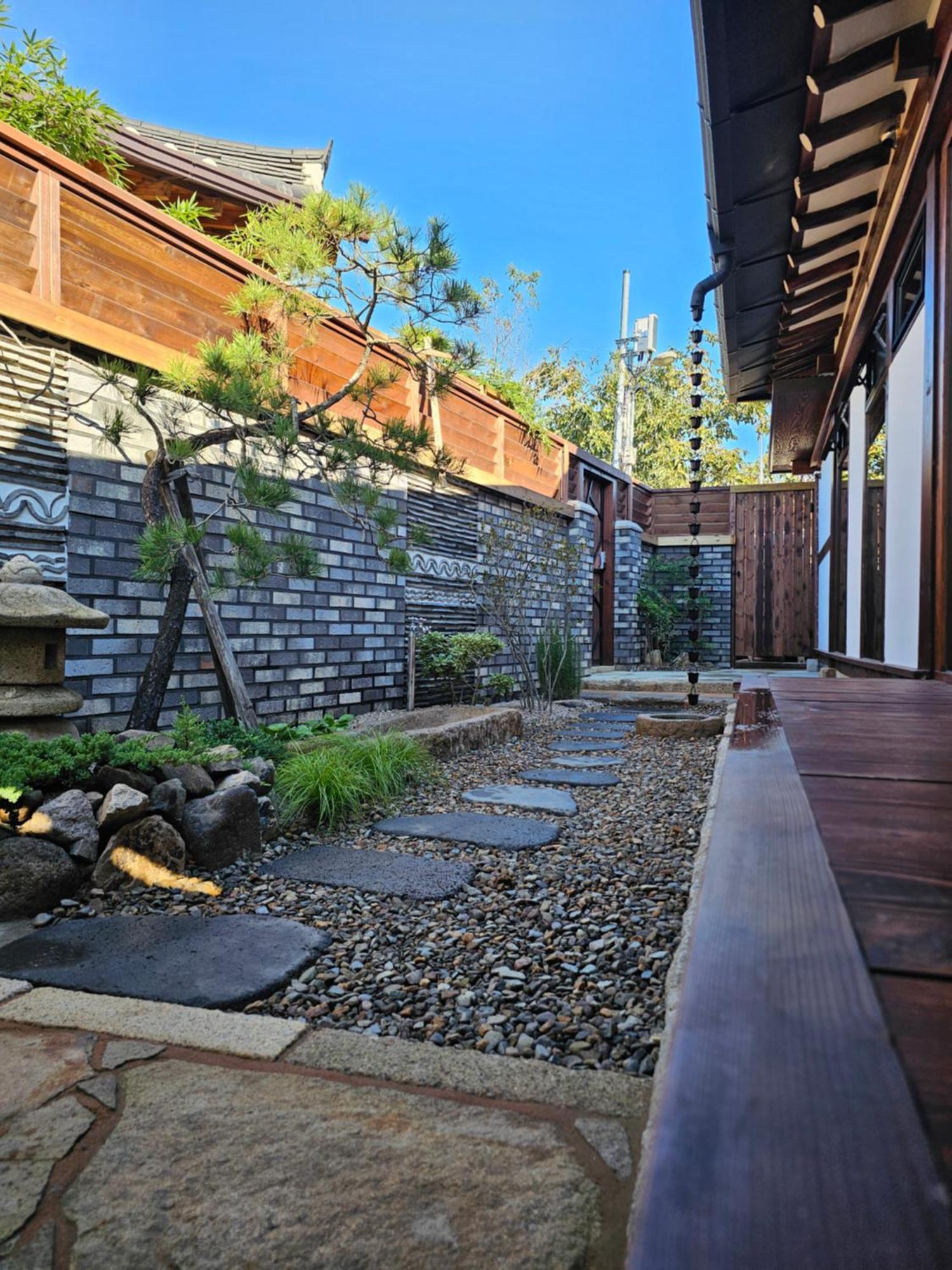 Bed and Breakfast Sieunjae Gyeongju Esterno foto