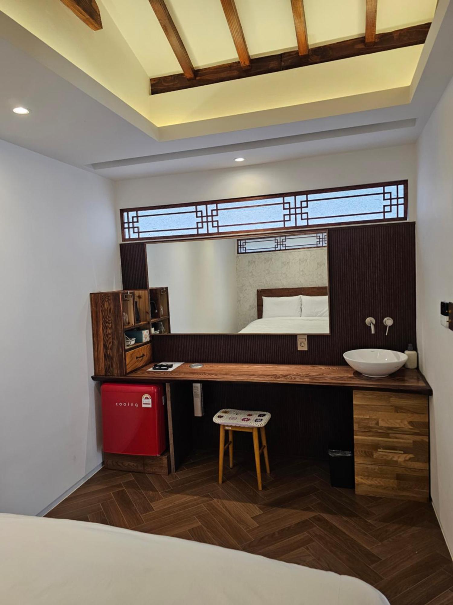 Bed and Breakfast Sieunjae Gyeongju Esterno foto