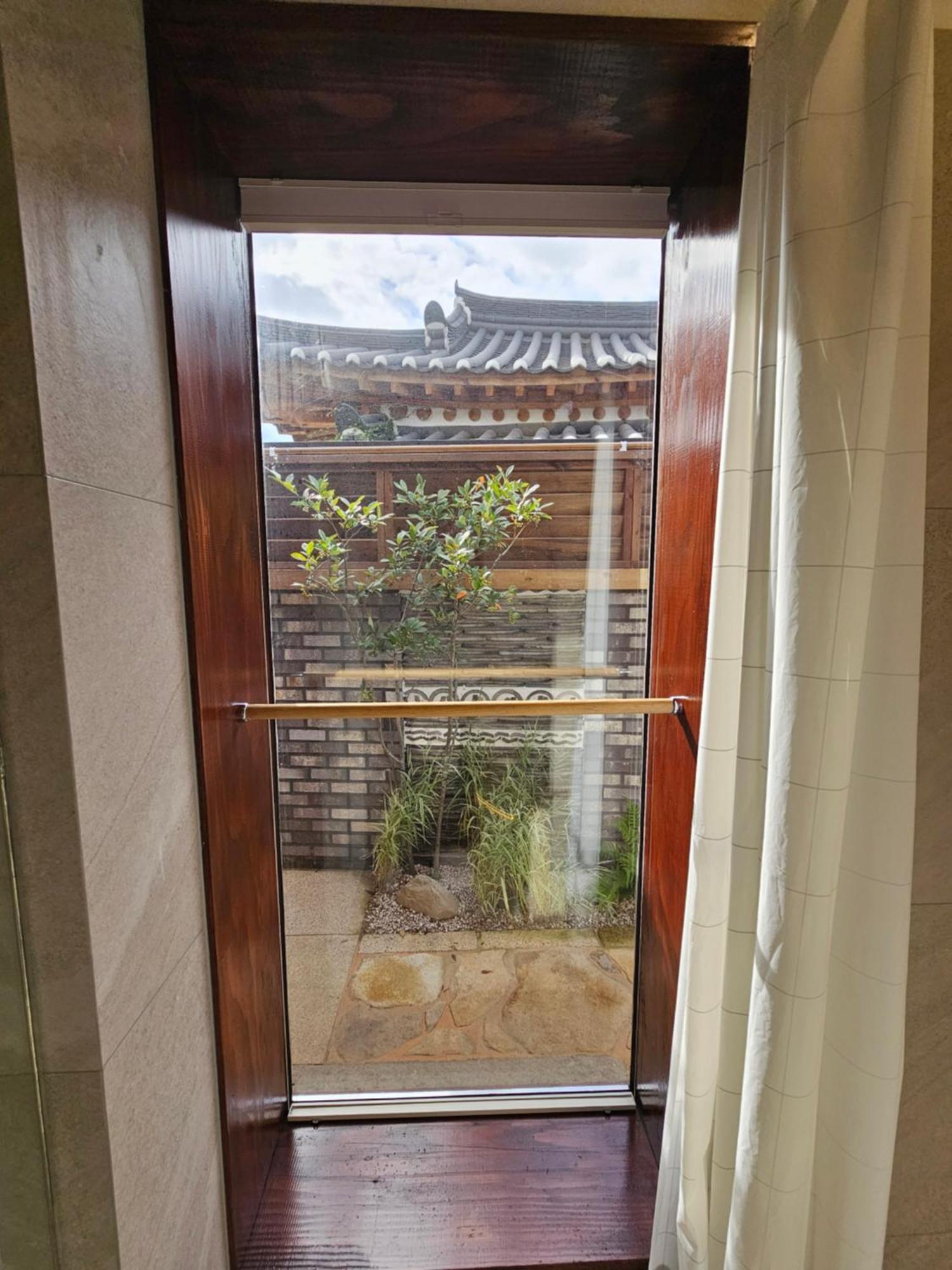 Bed and Breakfast Sieunjae Gyeongju Esterno foto