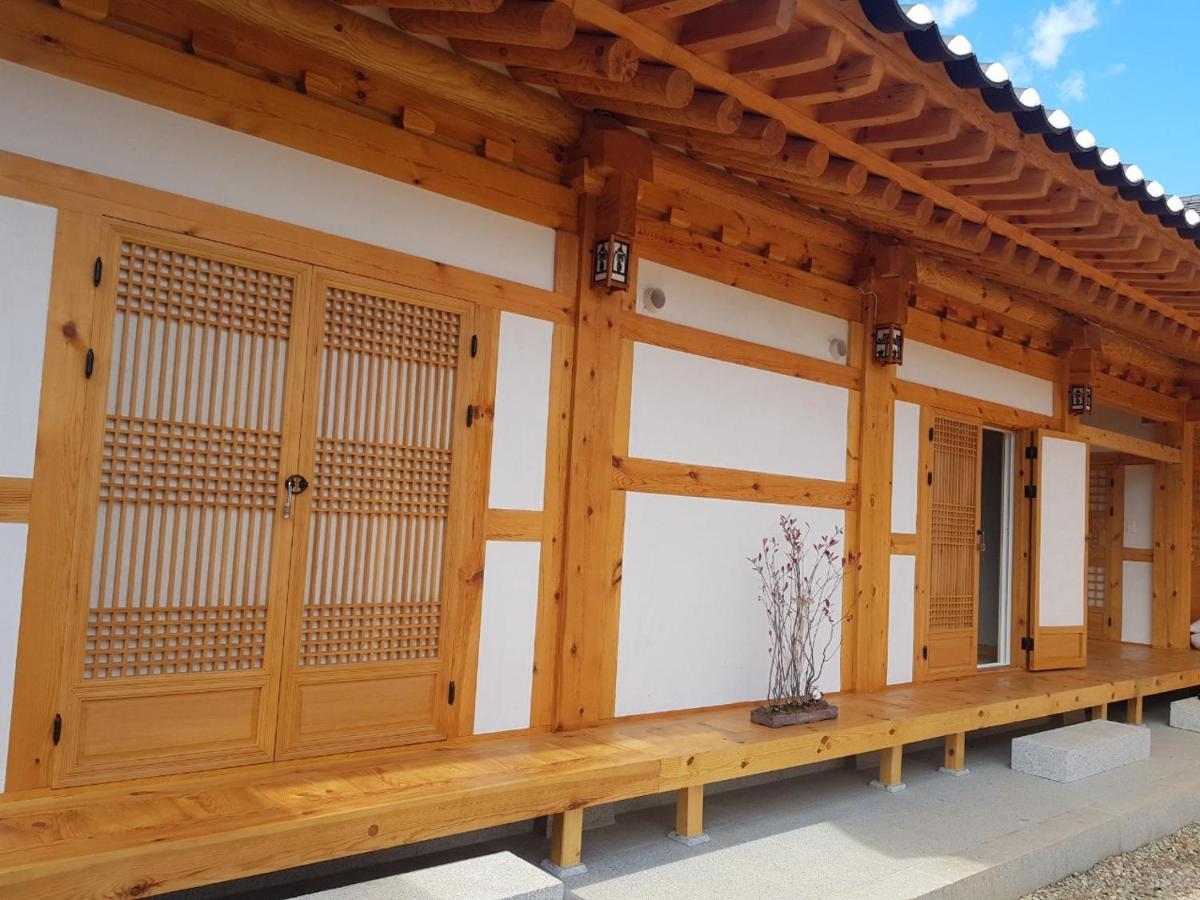 Bed and Breakfast Sieunjae Gyeongju Esterno foto